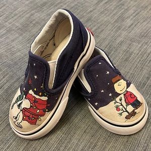 Limited Edition Peanuts Vans size 5.5 toddler